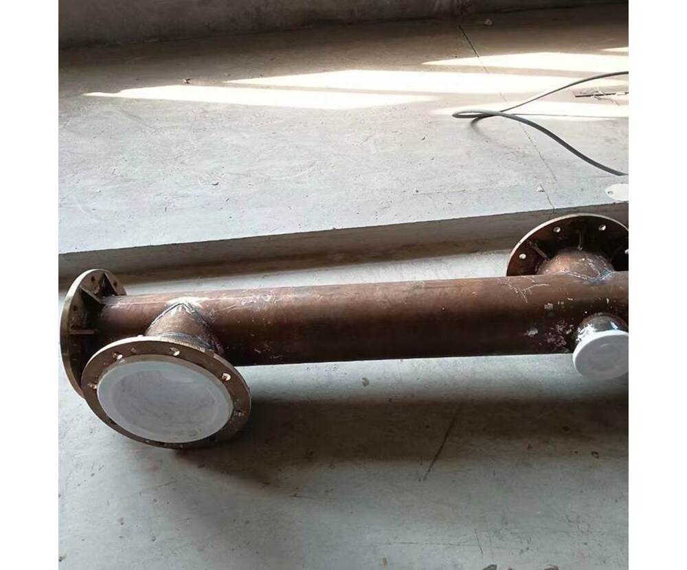 化工襯四氟（fú）管道的生產工藝